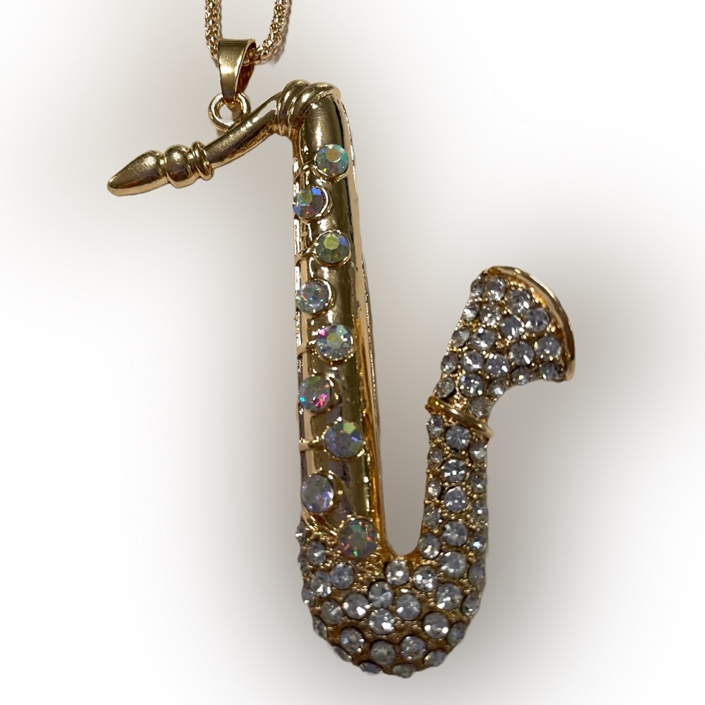 (NWT)Betsey Johnson Saxophone Goldtone